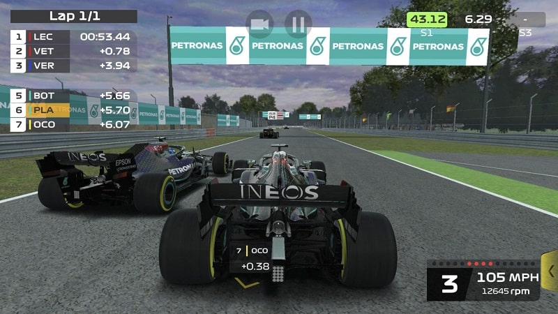 F1 Mobile Racing APK - screenshot 1