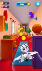 Talking Tom Sky Run - screenshot 1